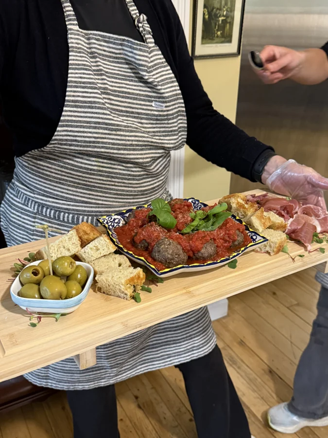 Freshly prepared sharing platter at The Queen’s Inn